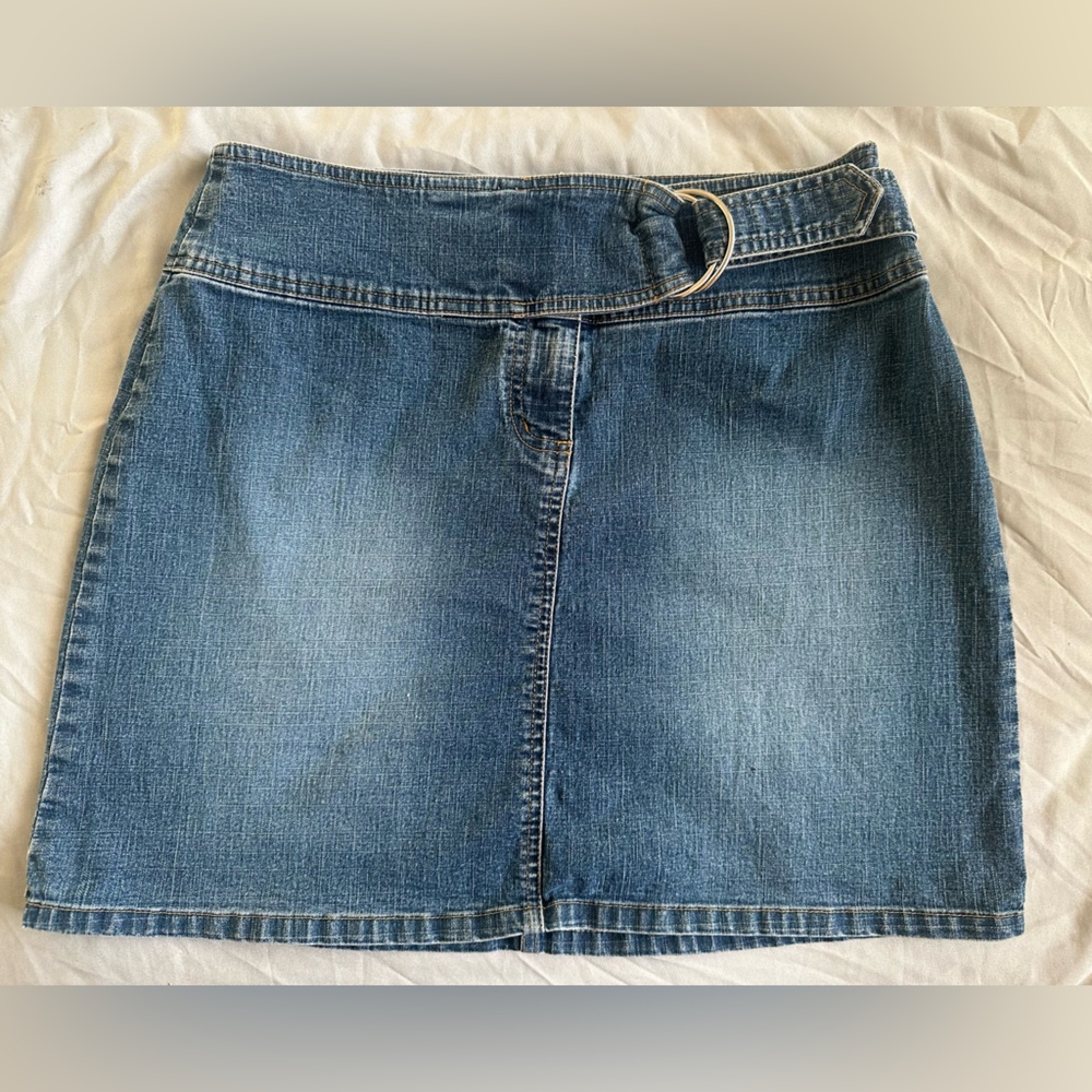 No Boundaries Stretch Denim Jean skirt with belt